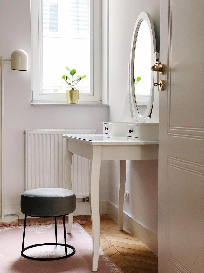 Tcf Home - Big Apartment With Free Garage Krakau Buitenkant foto